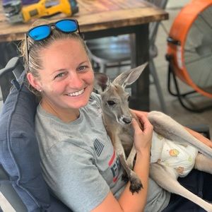 Meet your Posher, Jennifer